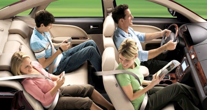 今起嚴查司機乘客不繫安全帶行為。（示意圖源：互聯網）