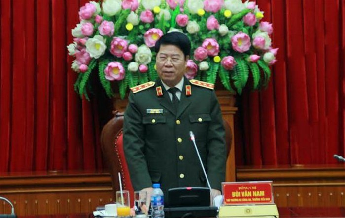 公安部副部長裴文南上將在會議上致詞。（圖源：春梅）