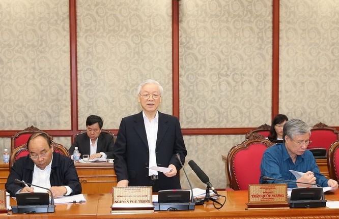 總書記、國家主席阮富仲（中）主持會議並發表講話。（圖源：智勇）