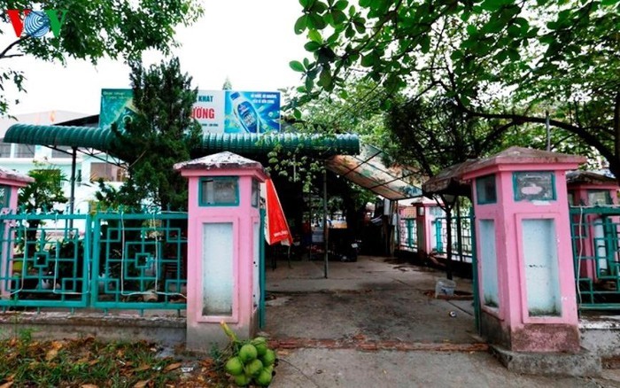 圖為兩名記者遭行兇的地點。（圖源：VOV）