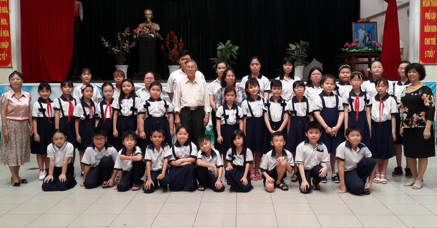 啟秀華文中心昨(8)日下午在該中心會場舉辦第二屆學生朗誦演示唐詩比賽。