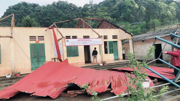 昨(8)日凌晨，老街省70間住房遭旋風襲擊倒塌。（圖源：劉明海）