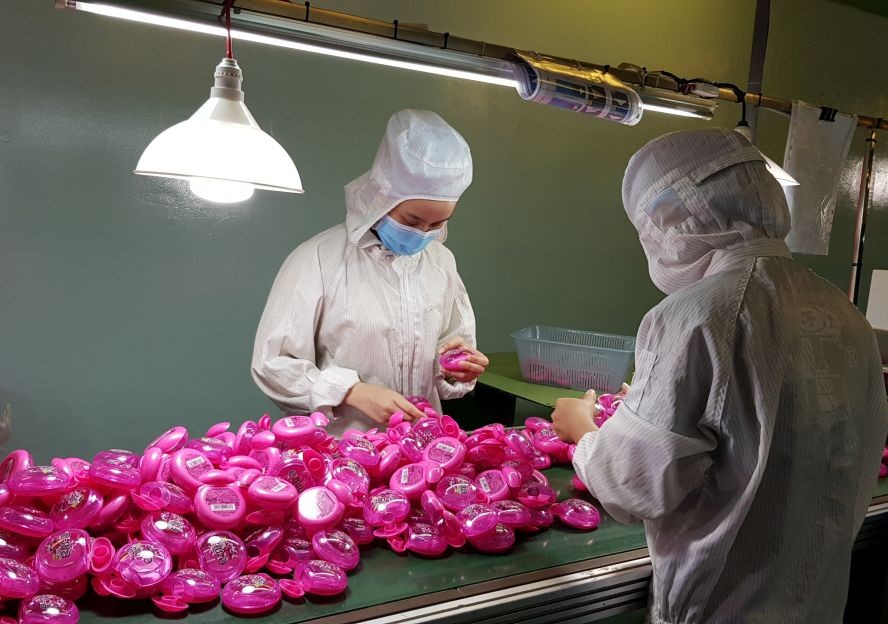 華人企業TBM-明發公司生產塑料盒出口日本市場。