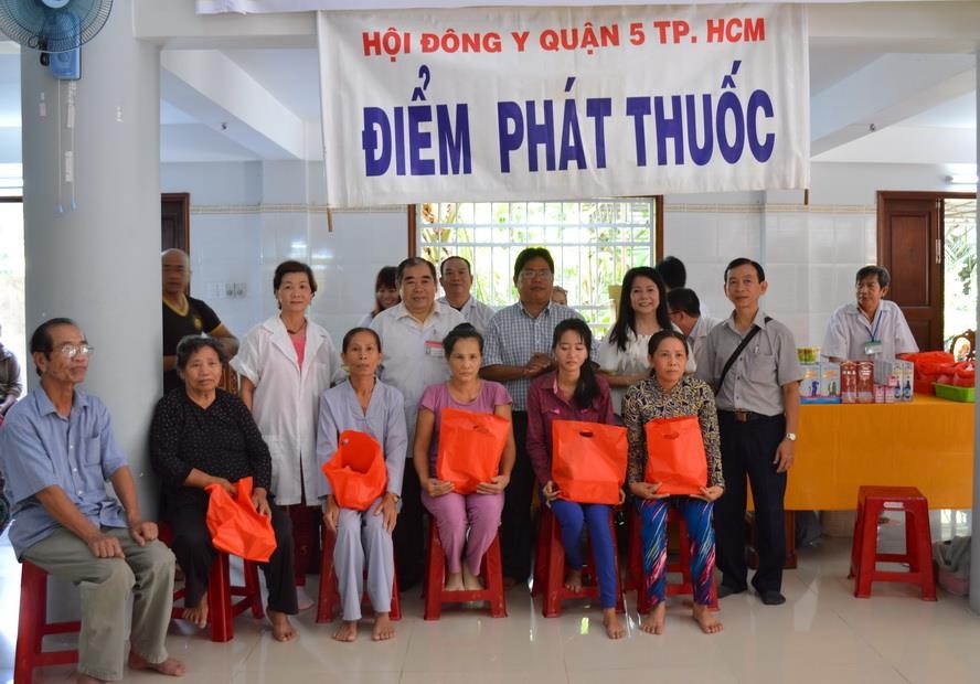 第五郡東醫會為檳椥省貧民施醫贈藥。