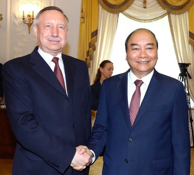 政府總理阮春福會見俄聖彼得堡市代市長別格洛夫。（圖源：越通社）