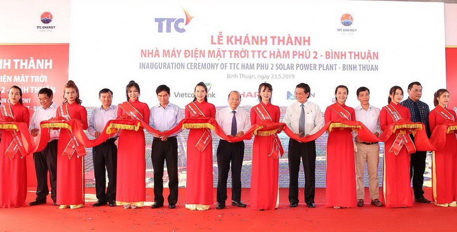 涵富二TTC太陽能發電廠落成剪綵儀式。（圖源：陲榮）