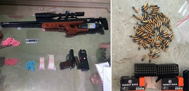 １０名吸毒男女落網　沒收不少武器 ảnh 1