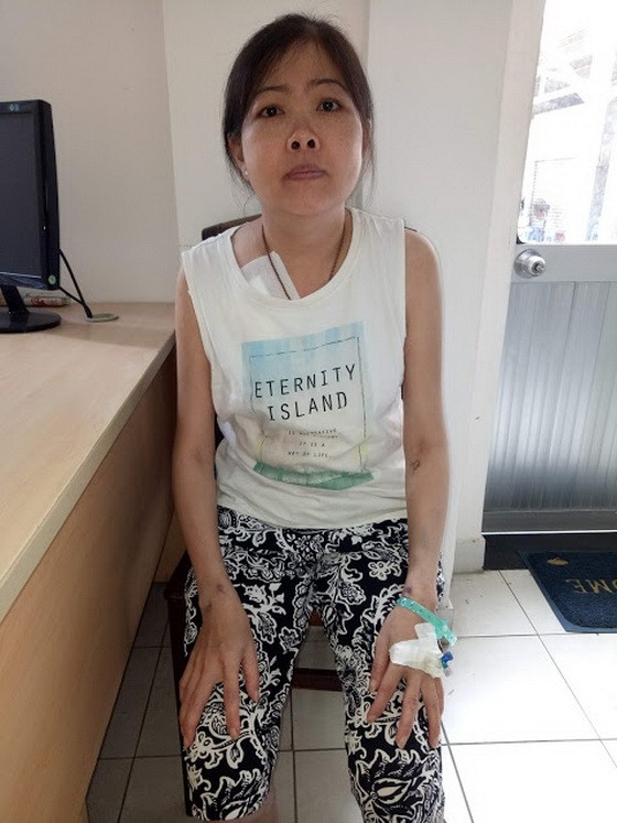 林美珠病倒後身體消瘦無力。