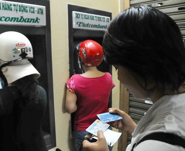 歹徒難以操控裝有芯片的櫃員機卡。