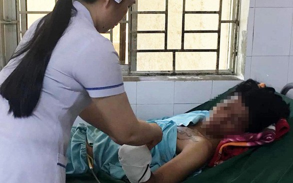 傷者阮文D 。（圖源：A. Lộc）