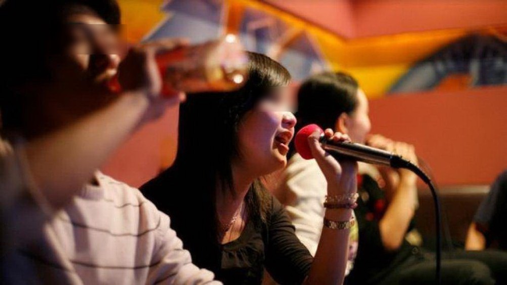 從9月1日起，卡拉OK廳從零時到翌日上午8時，舞廳從凌晨2時到上午8時禁止營業。（示意圖源：互聯網）