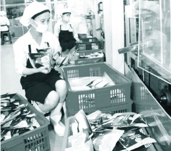 某企業的菠蘿蜜生產線一瞥。