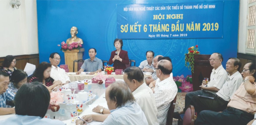 劉金華主席在會上致詞。