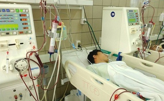 酒精中毒患者在醫院接受治療。（示意圖源：互聯網）