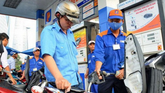 汽油售價昨起調降