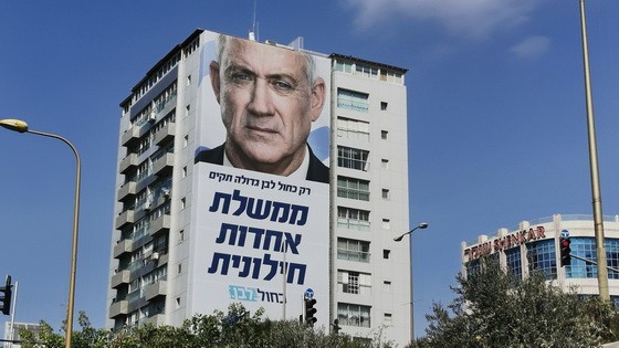 內塔尼亞胡的競選海報。（圖源：互聯網）