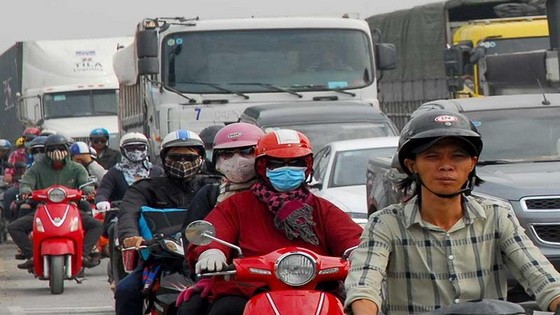 本市東面交通堵塞情況日益嚴重。