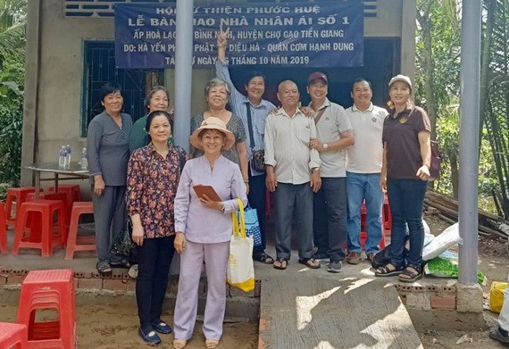 經過近一個月施工，房子已建竣並進行移交手續。