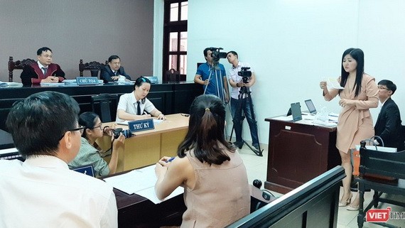 庭審爭論現場。（圖源：Viettimes）