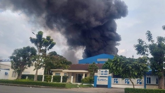 火警現場濃煙衝天。（圖源：PLO）