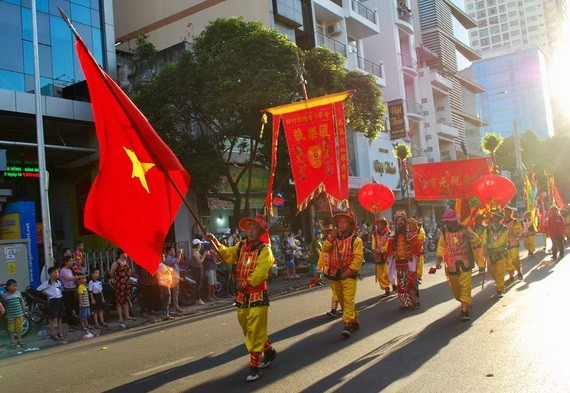 華人同胞為本市發展不懈努力 ảnh 1
