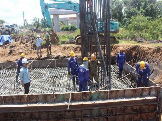 目前，忠良-美順高速項目的全部施工只達27%。