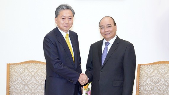 政府總理阮春福接見鳩山由紀夫閣下。（圖源：光孝）