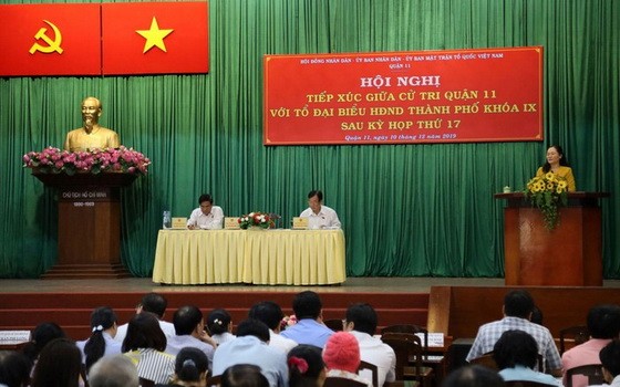 第九屆市人民議會代表小組同第十一郡選民接觸會議現場一瞥。（圖源：秋紅）