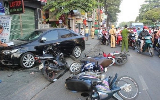 市交通安全處：今年 4400 多起事故因酒駕所致。圖為一起嚴重交通事故現場。（示意圖源：互聯網）
