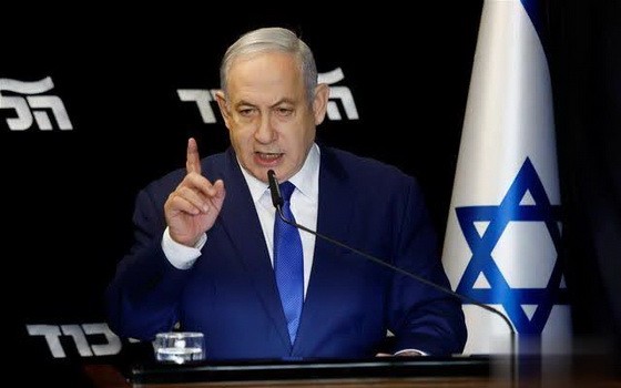 12月27日，在以色列特拉維夫附近，內塔尼亞胡在贏得選舉後發表講話。（圖源：新華社）