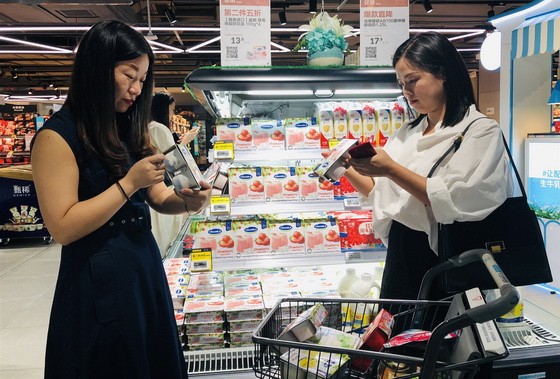 Vinamilk產品在阿里巴巴旗下的 Hema超市上架。