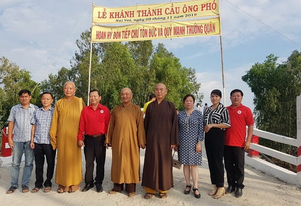 “慈善之花”──釋慧功法師 關愛窮苦大眾 維護生態環境 ảnh 2