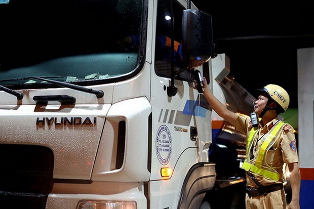 強迫他人喝酒將被處罰 ảnh 1