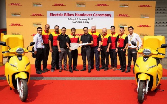 DHL Express快遞公司再投10輛電動車，為綠色快遞通道加強物流服務質量。（圖源：DHL）