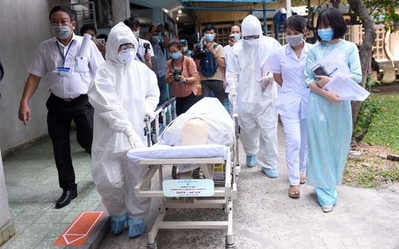 新型肺炎防控應急演習現場一瞥。（圖源：緣潘）