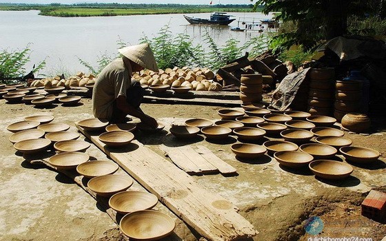 清河陶藝村 位於靜謐的秋盆河畔。