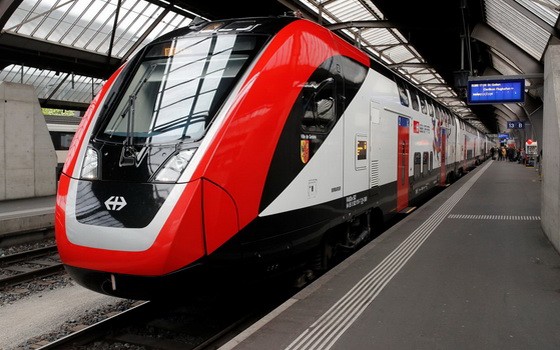 龐巴迪的鐵路列車。（圖源：路透社）