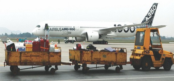 機場的行李牽引車。（圖源：互聯網）