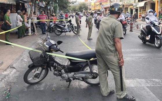 職能力量封鎖命案現場。（圖源：英明）