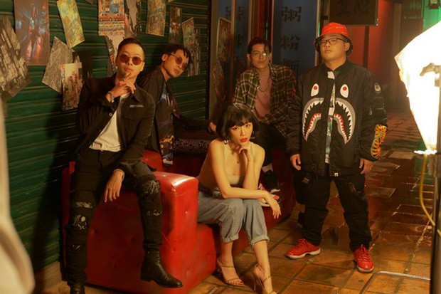 越南非主流藝人開始“浮出水面” ảnh 1