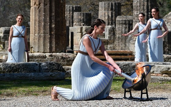 2020東京奧運會聖火採集儀式在希臘古奧林匹亞舉行。（圖源：新華社）