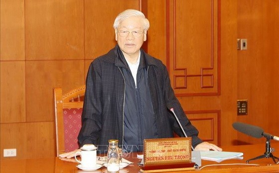 黨中央總書記、國家主席、黨“十三大”人事小組組長阮富仲主持人事小組會議。（圖源：）