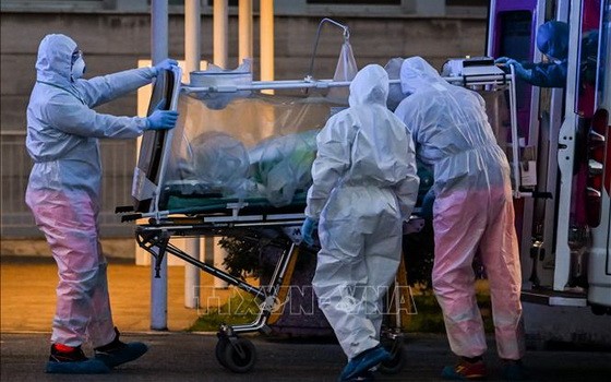 黨中央政治局呼籲全國同胞、同志及戰士團結一致、統一意志和行動，進一步加大投入力度。（示意圖源：互聯網）