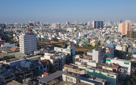 房地產市場正遇困和庫存量大。