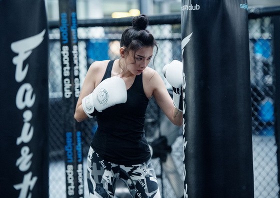 吳清雲為《青狼》影片挑選“打女”。