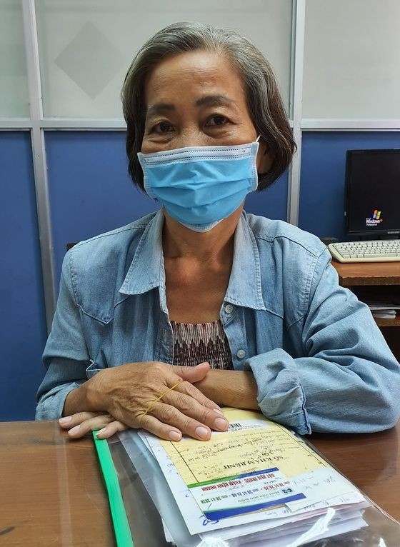 鍾麗娟到報社請求協助。