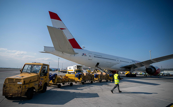 圖為醫療物資裝機起運。（示意圖源：互聯網）