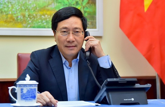 政府副總理、外交部長范平明同歐盟與西班牙合作、外交部長阿蘭查‧貢薩雷斯通電。（圖源：芳芝）