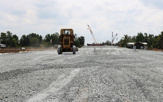 忠良-美順高速路完成四成工作量。（圖源：黃利）