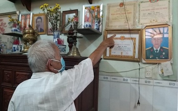 退伍軍人黃越清同志憶述進攻德盛分區、解放巴地-隆慶的歷史事件。